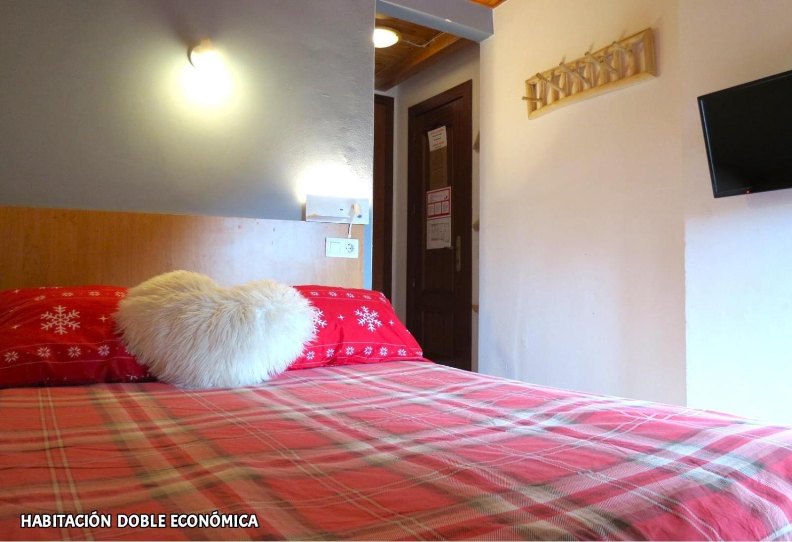 Hostal Rural Sant Climent Estación Exteriör bild